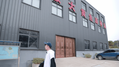 你不知道，它们得多努力才能被你吃到！休闲区蓝鸢梦想 - Www.slyday.coM