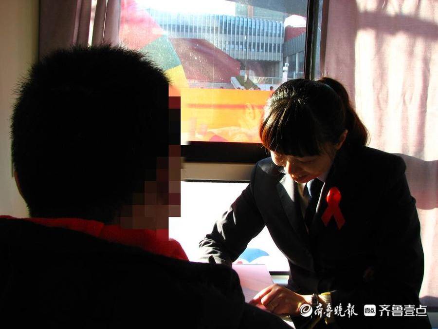 从事艾滋病防治工作15年，烟台市疾控中心程晓松用心温暖他人休闲区蓝鸢梦想 - Www.slyday.coM