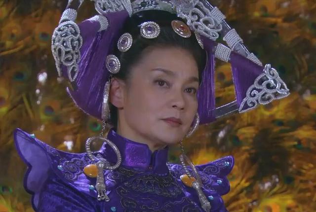 这十年,她在《木府风云》中所扮演的罗氏宁,在《当婆婆遇上妈之欢喜