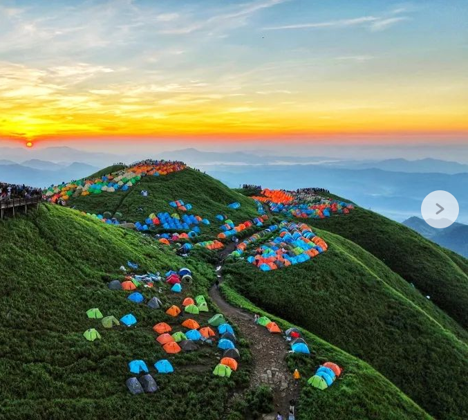 几度秋意浓，手可摘星辰！深秋露营的你该去这里！休闲区蓝鸢梦想 - Www.slyday.coM