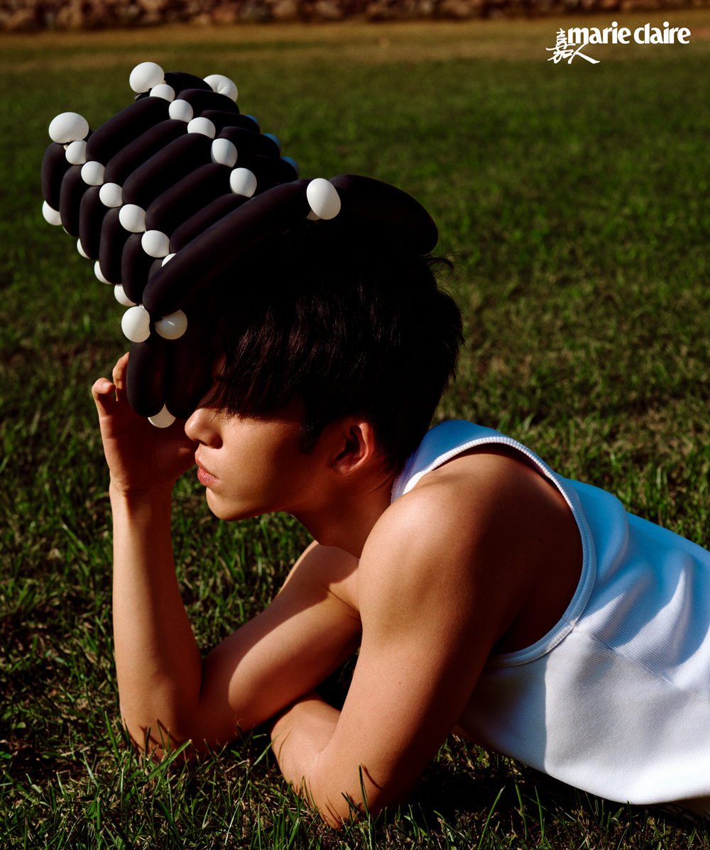 井柏然 回到自己｜嘉人封面休闲区蓝鸢梦想 - Www.slyday.coM