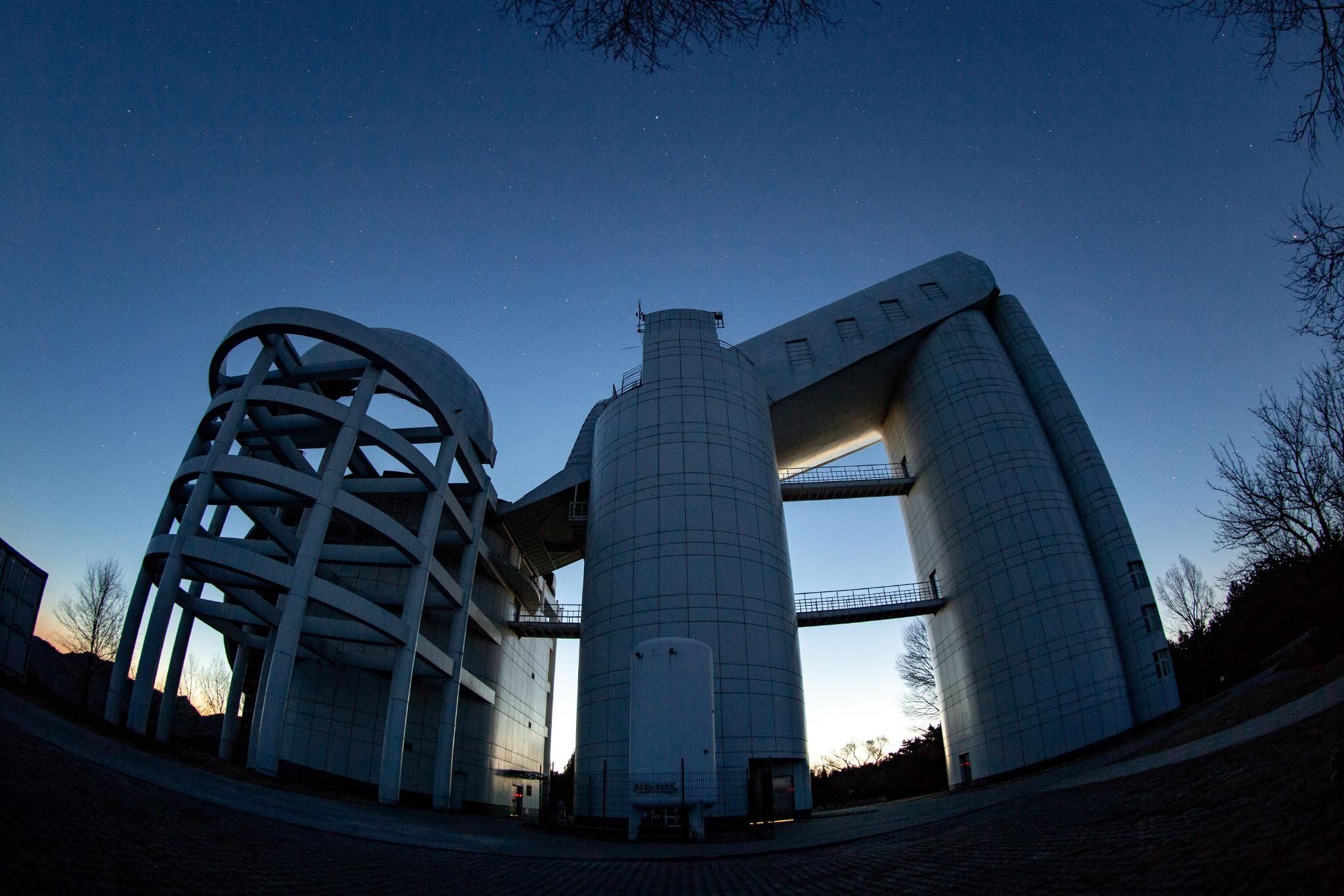 银河系的“体重”是多少？怎么称？我们请来专家聊一聊休闲区蓝鸢梦想 - Www.slyday.coM