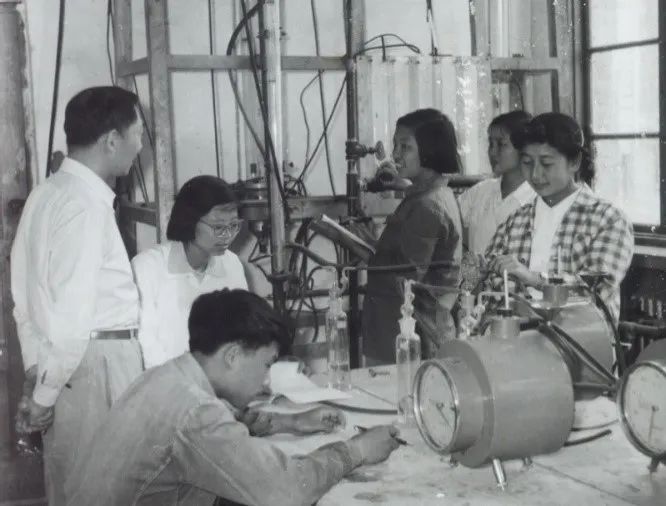 72周年,致敬校史上的英雄!|抗美援朝|北京石油学院|石油|曹本熹|清华大学_新浪军事_新浪新闻