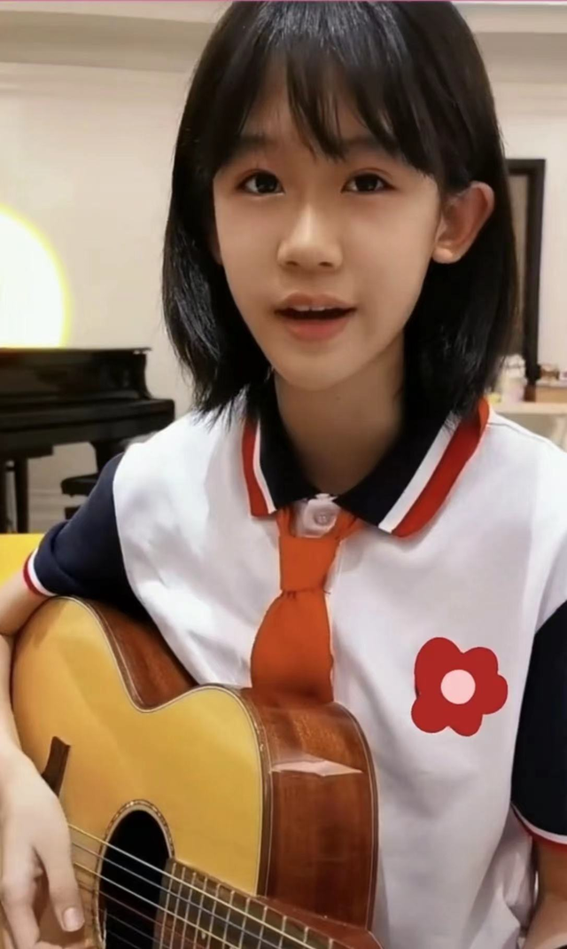 让我们认识了一批性格迥异的萌娃,随着时间的流逝,他们都逐渐长大