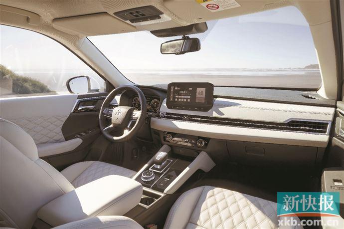 兼具操控和家用性，全新欧蓝德用实力诠释硬汉柔情休闲区蓝鸢梦想 - Www.slyday.coM