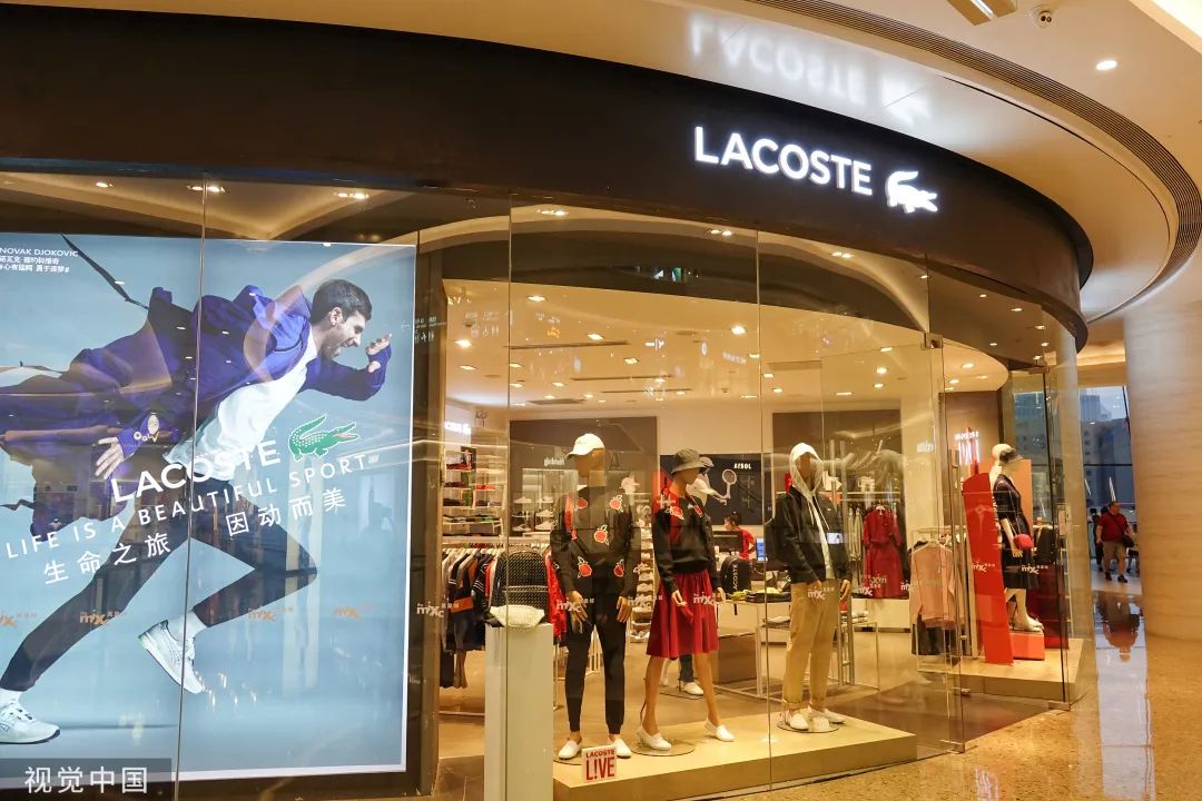 懵了！2590元买的羽绒服竟没有羽绒？知名品牌回应休闲区蓝鸢梦想 - Www.slyday.coM