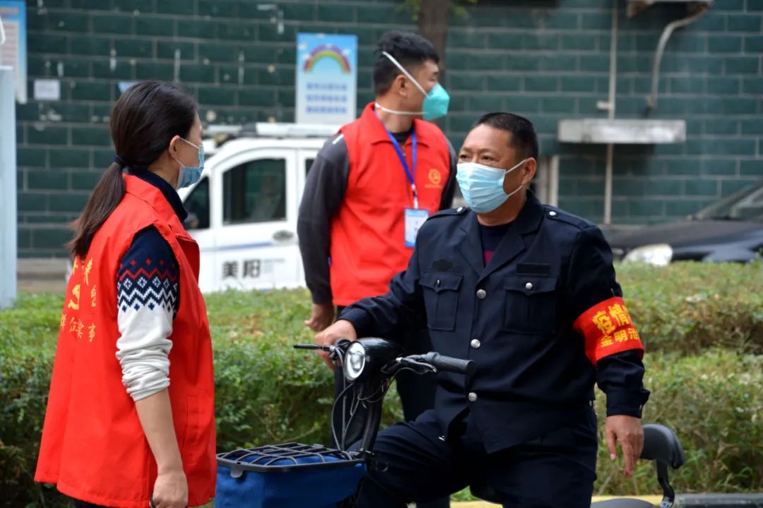 感谢你们！一起努力！休闲区蓝鸢梦想 - Www.slyday.coM