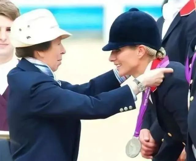 英国王室又一个叛逆的女人，拿奥运奖牌，当广告模特休闲区蓝鸢梦想 - Www.slyday.coM