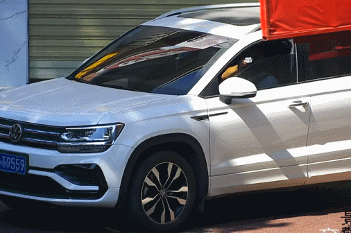 【曝光台】这些人车窗抛物被拍了，快来看看都有谁！休闲区蓝鸢梦想 - Www.slyday.coM