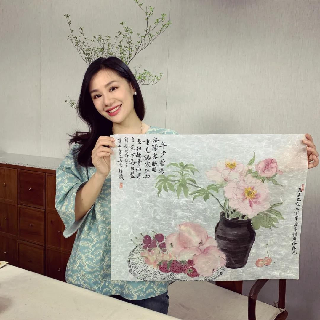 跟随艺术家林曦的脚步 学习"只生欢喜不生愁"的生活态度__财经头条