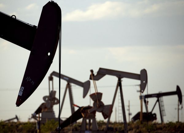 “欧洲”俄罗斯石油公司负责人：油气限价破坏市场基础和主权基础
