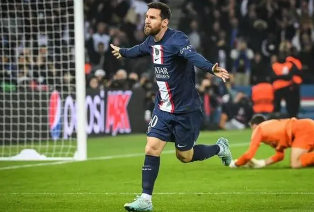 职业生涯三大进球数据远超梅西|c罗|曼联|欧联杯_新浪新闻