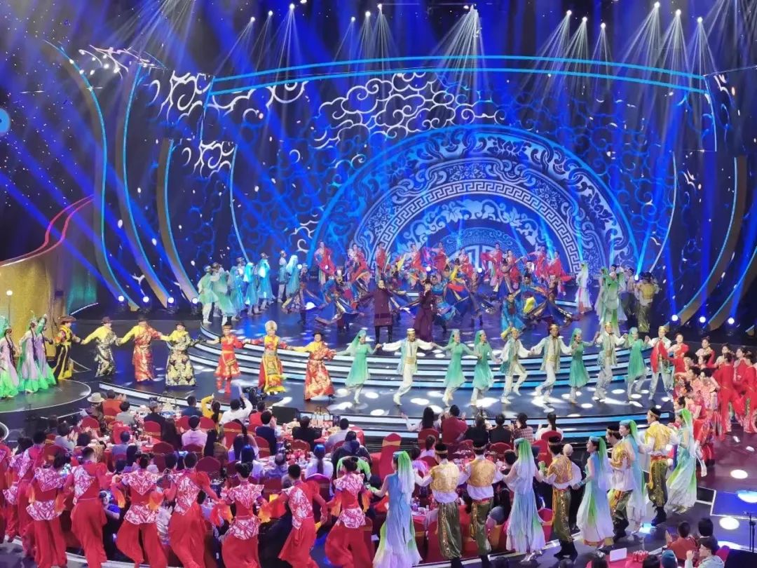 《大河奔流新时代》黄河流域九省（区）迎新春文艺演出——入围第27届电视文艺“星光奖”休闲区蓝鸢梦想 - Www.slyday.coM