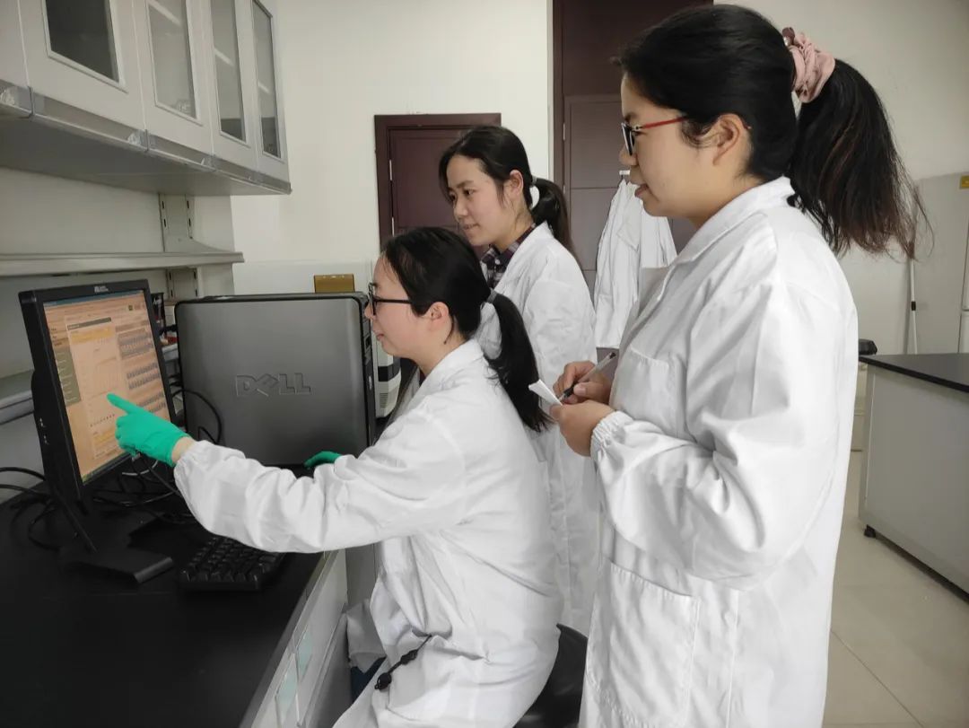 大黄鱼！水蜜桃！原来这些美味的背后这么多人在……休闲区蓝鸢梦想 - Www.slyday.coM