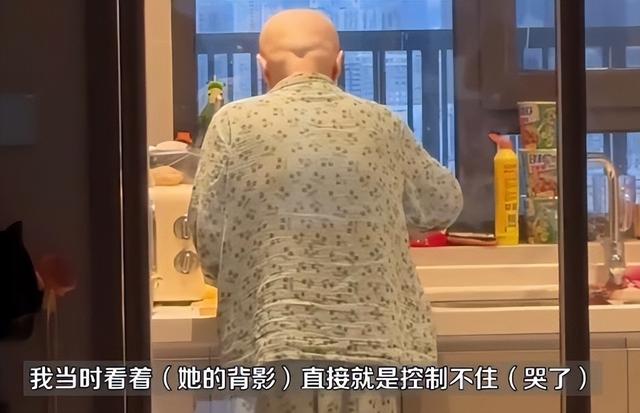泪目！辽宁沈阳一位患癌妈妈去世前坚持为儿子做最后一顿饭，儿子看着背影瞬间崩溃休闲区蓝鸢梦想 - Www.slyday.coM