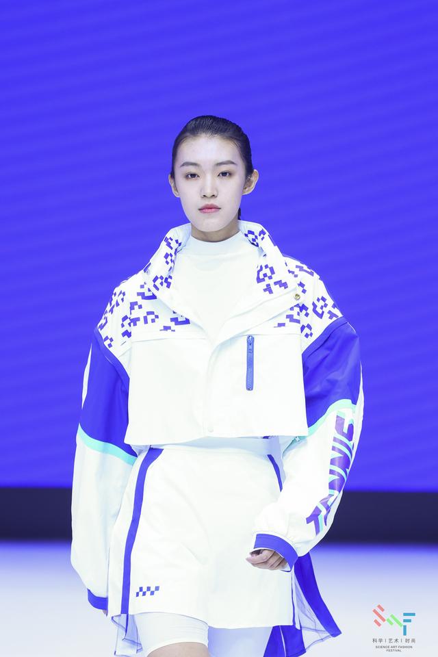 数字模特秀创意,多图欣赏|北京服装学院_新浪财经_新浪网