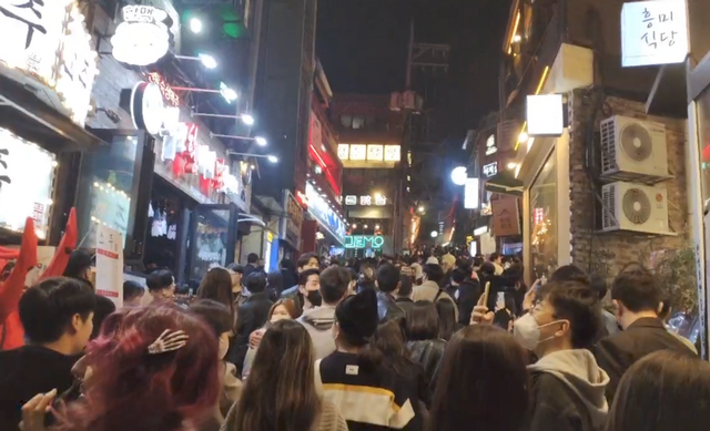 韩国梨泰院踩踏事故153人遇难，“梨泰院”是什么地方？休闲区蓝鸢梦想 - Www.slyday.coM