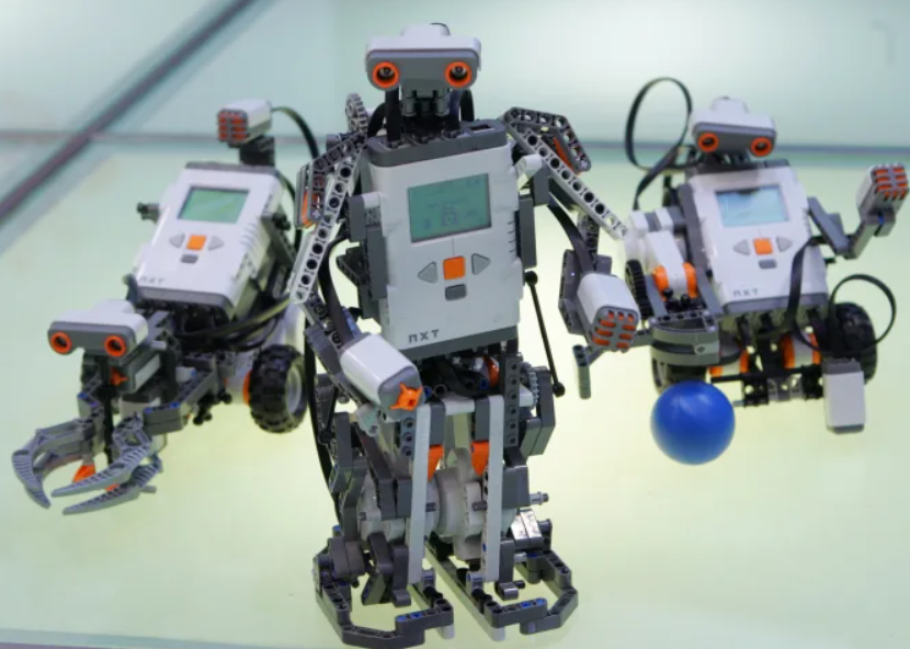 乐高 Mindstorms 机器人套件宣布停产__财经头条