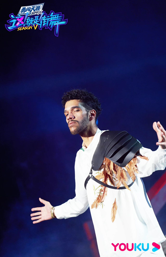 《这!就是街舞》第五季总决赛INTO1赞多追梦街舞秀 叶音、杨凯冠军舞台回归休闲区蓝鸢梦想 - Www.slyday.coM