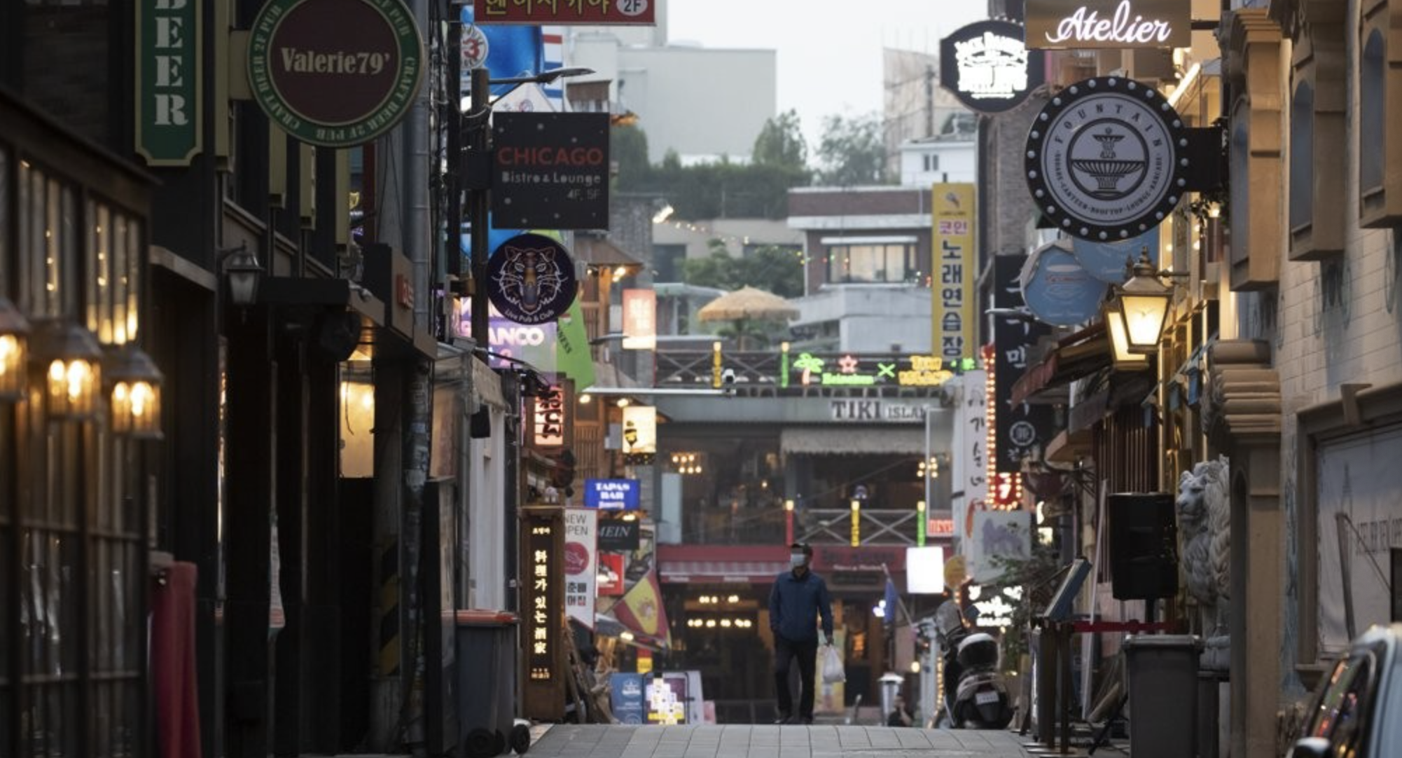 一晚约10万人涌进，踩踏事故造成超200人伤亡，韩国梨泰院是个怎样的地方？休闲区蓝鸢梦想 - Www.slyday.coM