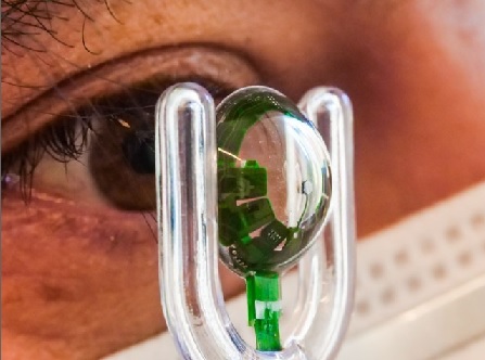未来的隐形眼镜不仅仅能矫正视力（美国莫乔眼镜公司网站）