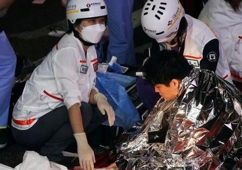 救治专家称多数踩踏遇难者死因是窒息造成的心脏骤停休闲区蓝鸢梦想 - Www.slyday.coM