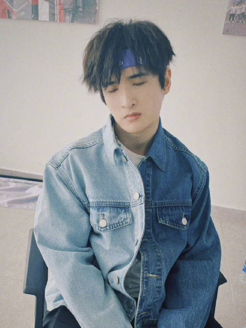 张远的手臂肌肉线条男友力爆棚啊！|张远|男友力_新浪新闻