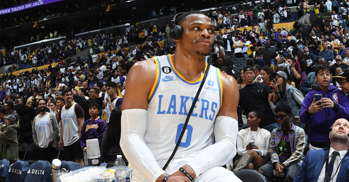 詹姆斯谈威少替补：他越来越适应这个角色休闲区蓝鸢梦想 - Www.slyday.coM