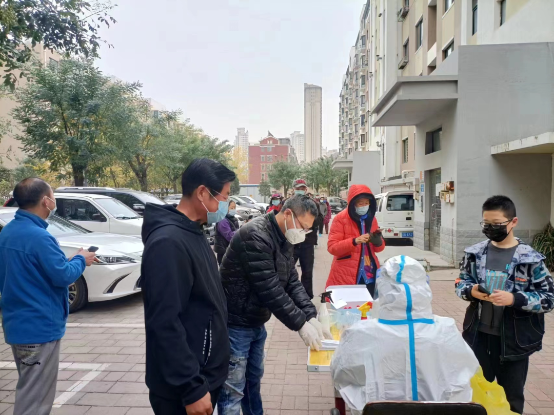 市直机关事业单位党员干部下沉社区开展疫情防控志愿服务休闲区蓝鸢梦想 - Www.slyday.coM