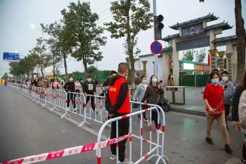郑州航空港区：要求富士康有序恢复生产生活秩序休闲区蓝鸢梦想 - Www.slyday.coM