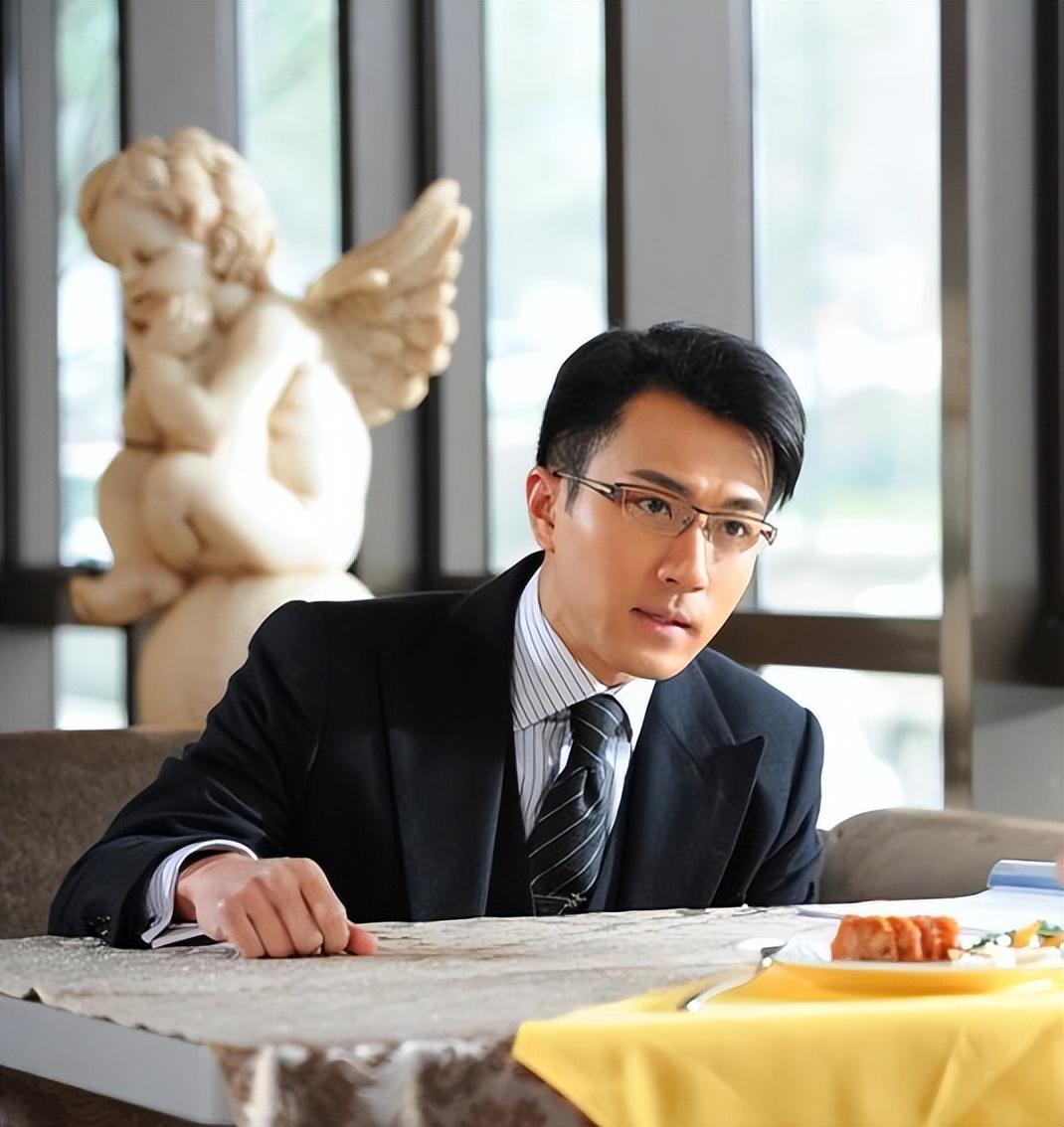 刘恺威晒小清新穿搭,粉丝竟带起莫绍谦回忆杀__财经头条