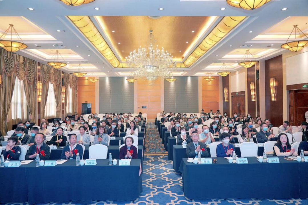 第三届云南省口腔医学会口腔正畸专业委员会换届选举大会暨中国口腔正畸名师论坛顺利召开休闲区蓝鸢梦想 - Www.slyday.coM