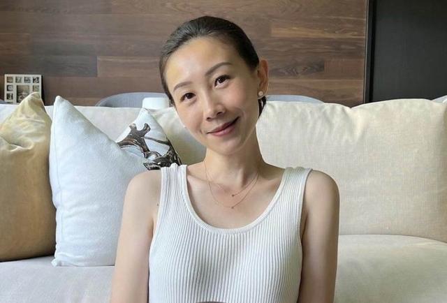 瘦到脱相遭质疑患重病,谈过30多次恋爱|区文诗|香港|演艺圈_新浪新闻