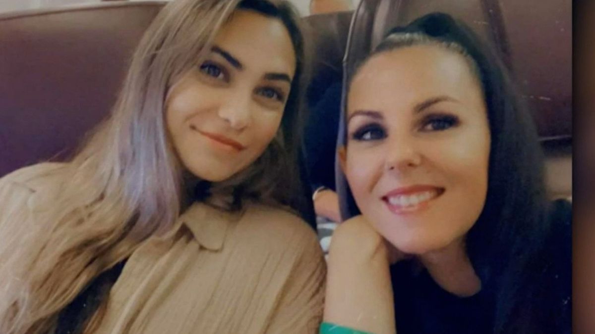 “太耻辱！”不让免费用轮椅，澳残疾女子在众目睽睽下只能爬下飞机…休闲区蓝鸢梦想 - Www.slyday.coM