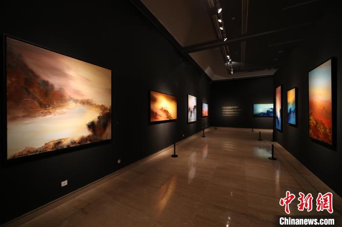 “云梦之境——陆永安艺术展”亮相中国美术馆 用当代油画技法重塑中国画传统休闲区蓝鸢梦想 - Www.slyday.coM