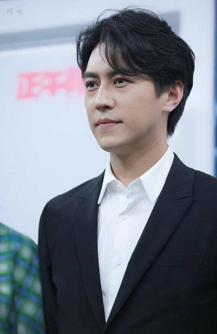 大地的山东就出过不少名人,今天就来盘点一下那些出生在山东的男明星