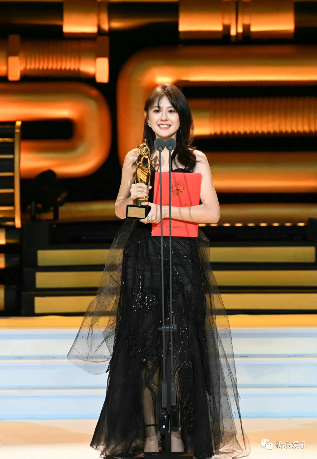 85花，这次不卷红毯了休闲区蓝鸢梦想 - Www.slyday.coM