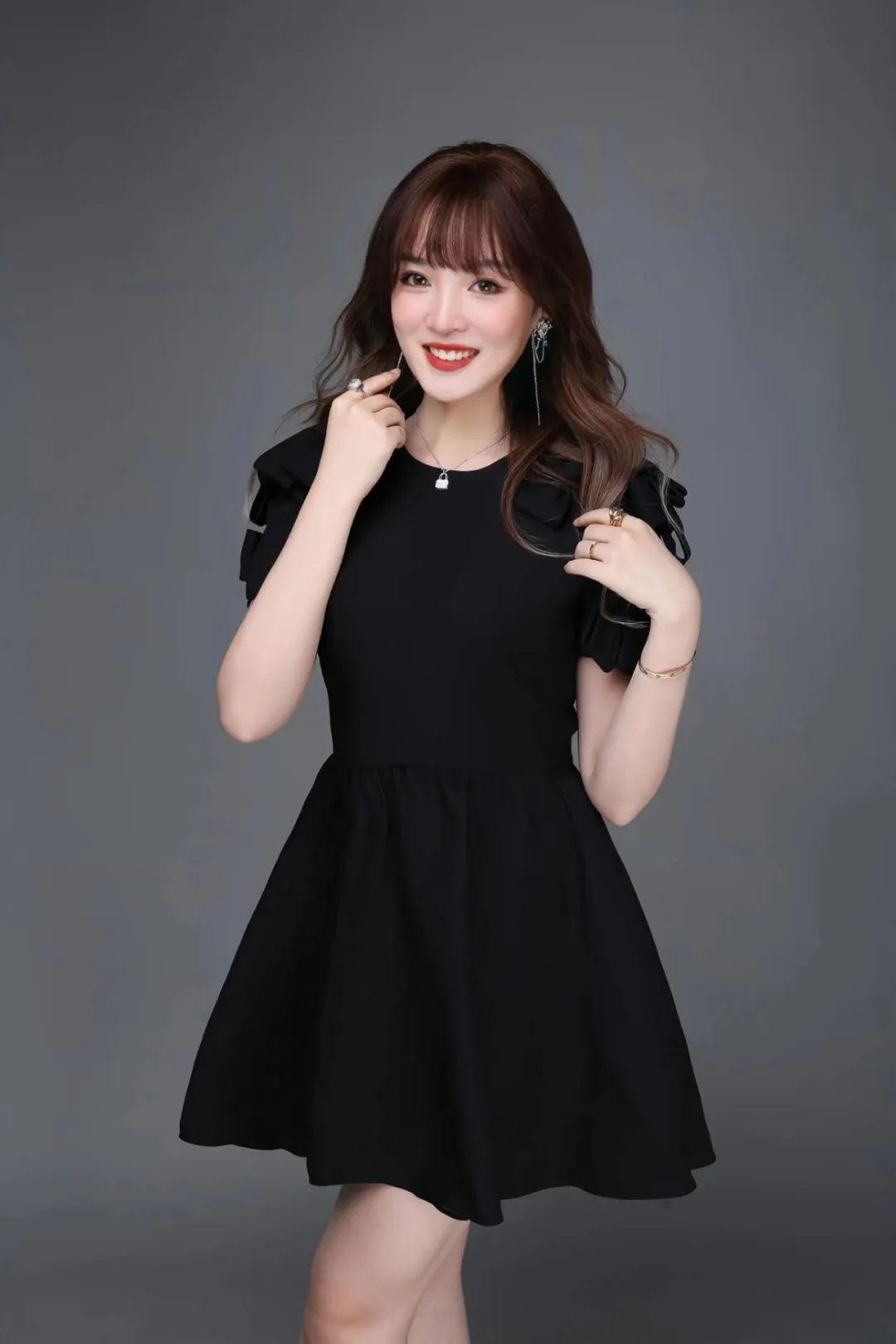 938十九岁啦19位主播形象高清宣传照集体出街等你来围观