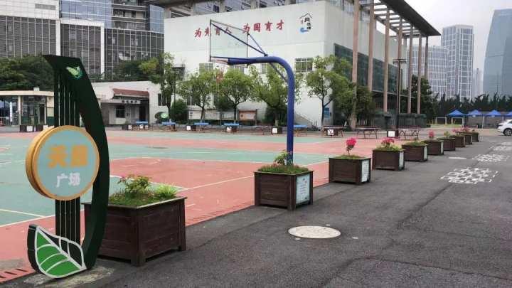 杭州这所小学搬迁，几个地方出镜率超高！里头有你的记忆吗？休闲区蓝鸢梦想 - Www.slyday.coM