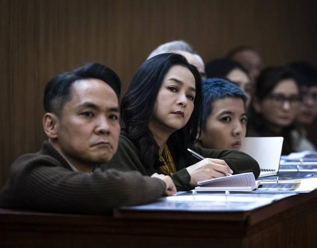 香港一代玉女宣布复出！49岁仍风韵犹存，豪门梦碎遭前夫出轨背叛|正义回廊|叶蕴仪|复出_新浪新闻