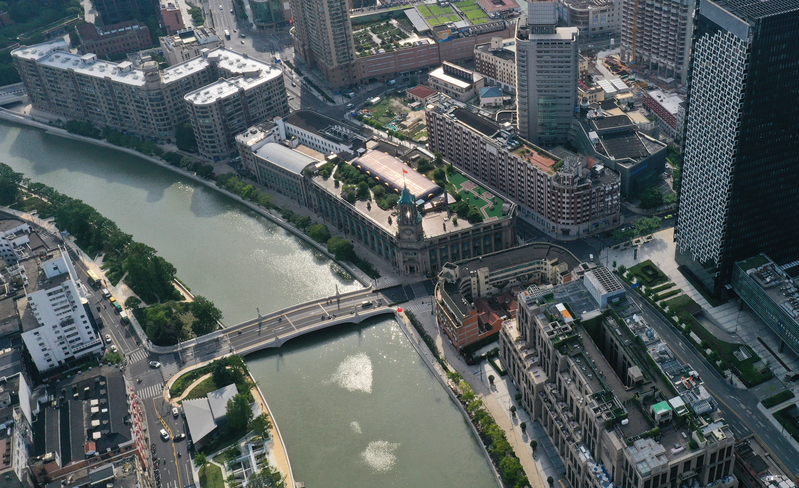 资深摄影师陆杰：两岸绿色越来越多，镜头下的苏州河活起来了｜苏州河故事①休闲区蓝鸢梦想 - Www.slyday.coM