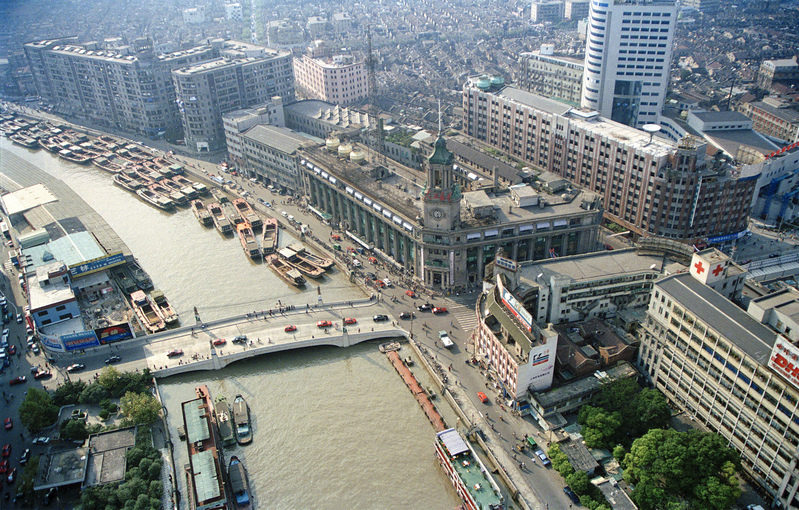 资深摄影师陆杰：两岸绿色越来越多，镜头下的苏州河活起来了｜苏州河故事①休闲区蓝鸢梦想 - Www.slyday.coM