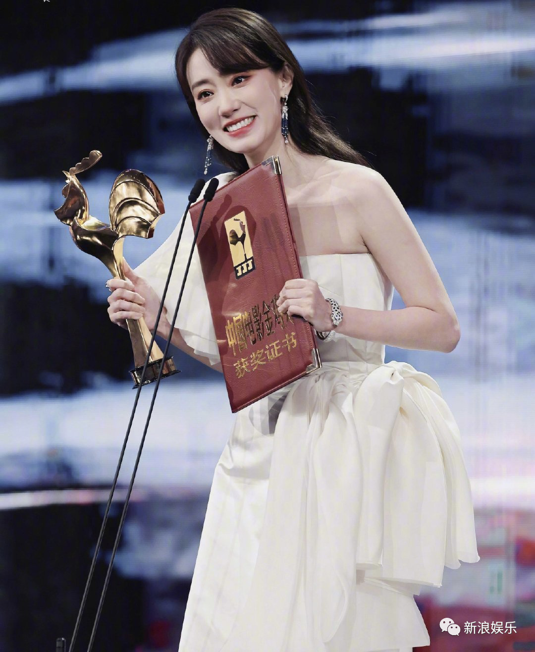 85花，这次不卷红毯了休闲区蓝鸢梦想 - Www.slyday.coM