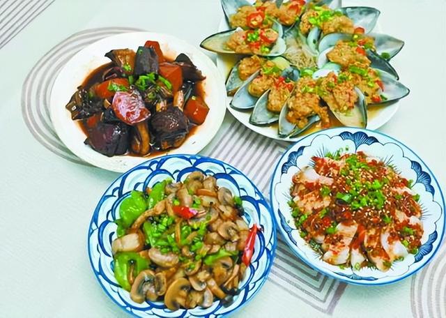 上门代厨厦门也有！人工费60多元起！你会买单吗？休闲区蓝鸢梦想 - Www.slyday.coM