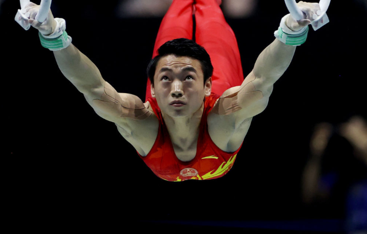 中国体操男团世锦赛夺冠：放下了包袱，比出了气势休闲区蓝鸢梦想 - Www.slyday.coM