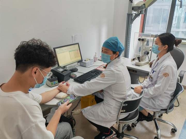 “羊了个羊”难度降低、通关容易了？杭州小伙却因此进了医院休闲区蓝鸢梦想 - Www.slyday.coM
