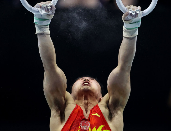 中国体操男团世锦赛夺冠：放下了包袱，比出了气势休闲区蓝鸢梦想 - Www.slyday.coM