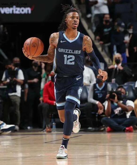 莫兰特:每个人都翻腕,真是笑死人了|莫兰特|勇士|热火_新浪新闻