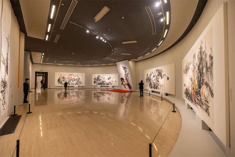 170件作品写意中国花鸟，中国美术馆开幕张立辰艺术展休闲区蓝鸢梦想 - Www.slyday.coM