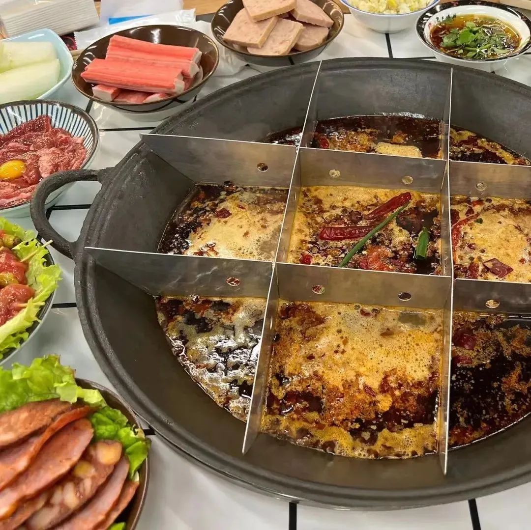 这个工种也太好吃了......网友：我可以！休闲区蓝鸢梦想 - Www.slyday.coM